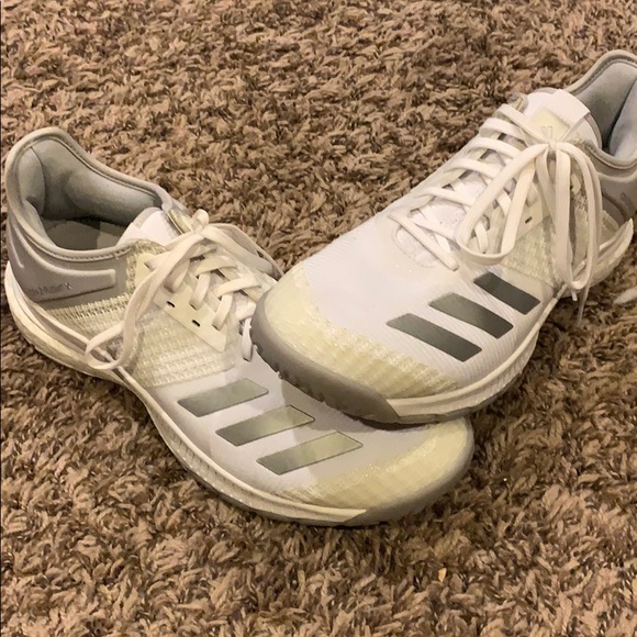 adidas volleyball court shoes